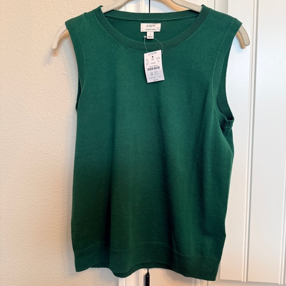 J. Crew Factory Women's Green Button-Up Cardigan and Matching Shell Sweater Set - Picture 4 of 6